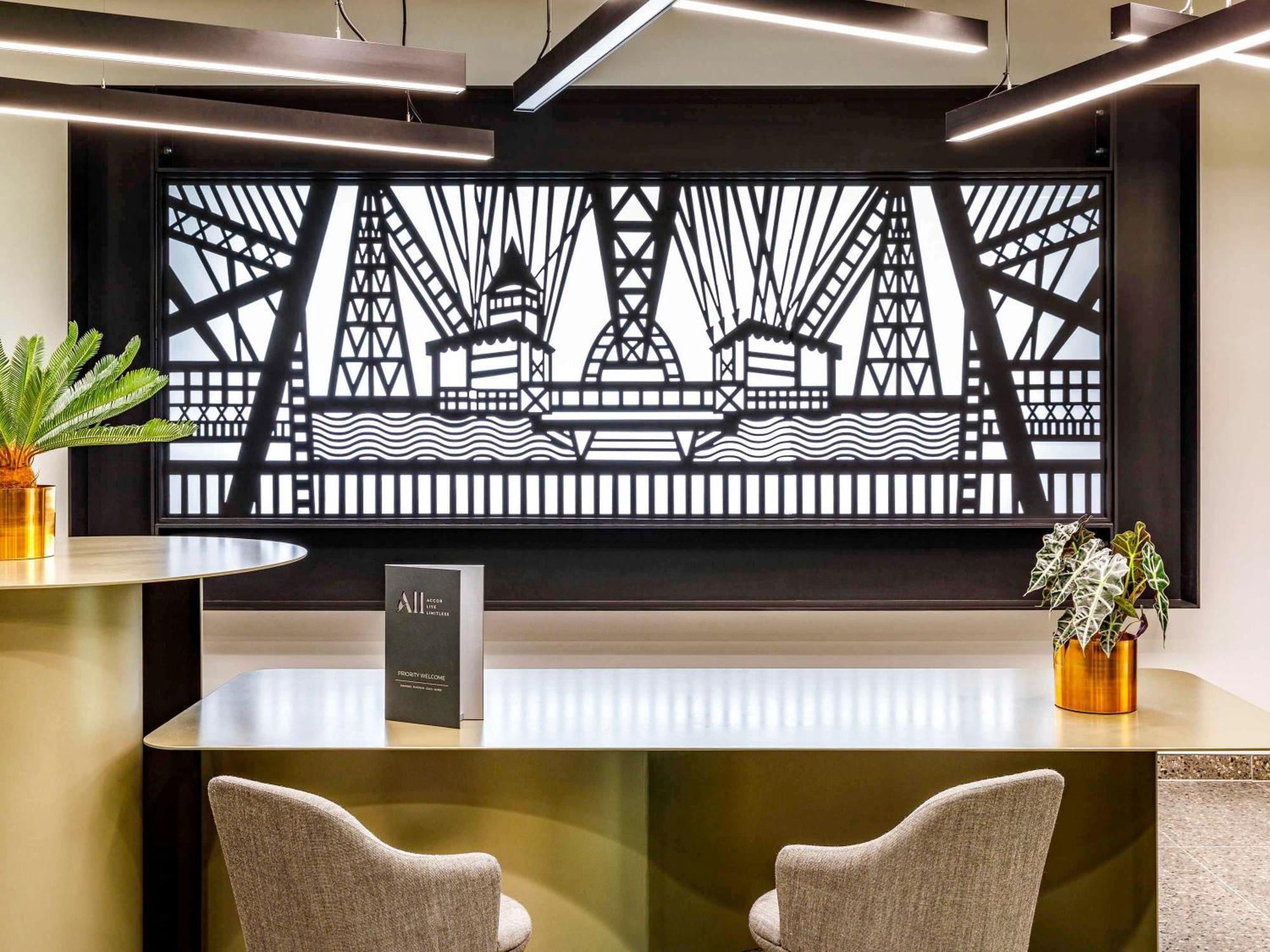 Mercure Newport Eksteriør billede